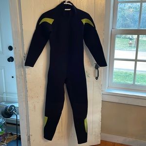 Dark Lightning Men’s 3mm Full Wetsuit Size S
